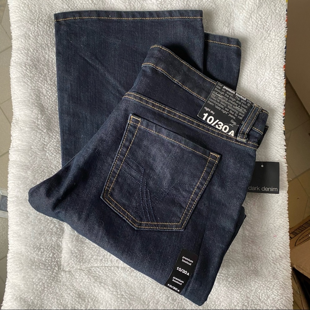 Women’s Gap premium bootcut jeans in night sky